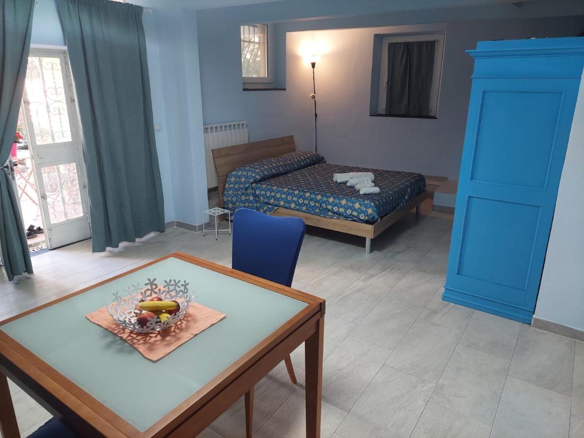 Riviera Garden Apartment Genoa Bagian luar foto